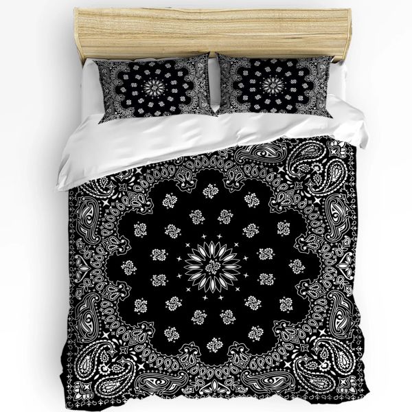 Ensembles noirs blancs bandana bohème en couette en couette lit lit litière de lit à la maison