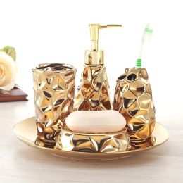 Ensembles Ensemble de salle de bain en céramique quatre pièces porte-brosse à dents en or distributeur de savon boîte à savon accessoires de décoration de salle de bain cadeaux de mariage