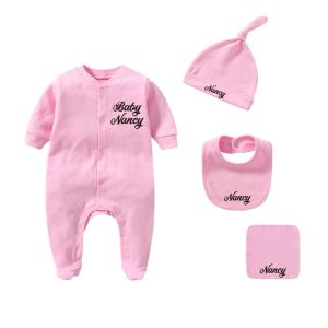 Sets Aangepaste Babynaam Pasgeboren Meisje/Jongen Coming Home Outfit Kraamcadeau Kleding Romper + Hoed + Slabbetjes + Handdoek 4 Stuks Katoen Pasgeboren Outfits