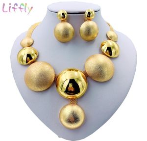 Sets Liffly Afrikaanse ronde ketting Bracelet Dubai Goudset voor vrouwen Wedding Party Bridal Earrings Ring Sieraden 1CXO8543187