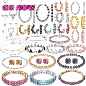 Sets Originele 2023 Nieuwe Driehoek Kristal Mode-sieraden Boutique Ketting Armband Oorbel Set Beste Cadeau voor Paar Verjaardag