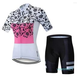 Sets racesets 2023 roze fietsen vrouwen zomer zomerse mouw jersey set road fiets jerseys mountain bike uniform mtb slijtage 45