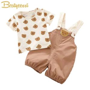 Ensembles de vêtements de bébé Summer Cartoon Bear coréen Tshirt Tshirt Tops Sauthométique 2pcs Toddler tenue costume