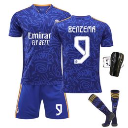 Sets / survêtements Men 21-22 Shirt Real Madrid Blue n ° 9 Benzema n ° 20 Winniseus 35th Championship Set