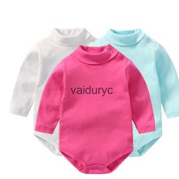 Ensemble Bodys Bodys Bodys de Bodys Hiver Bodys solide pour les tout-petits Coton à manches longues Come Come Baby Clothing Jumps Juinage H240508