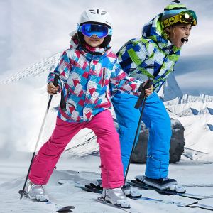 Sets Winter Warm Up Kids Boy Snow Pakken bergmeisjes Skiing Sets Waterdichte jas Patns Kinderen Snowboard Tracksuit Babykleding