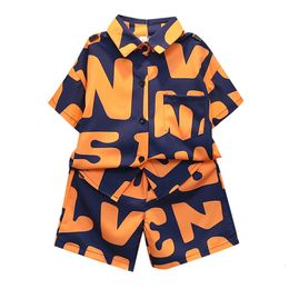 SetsSuits Boys Summer Clothing Letter Patroon voor t -shirt korte kinderen peuter kinderen 230510