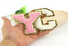 Naaipea 8cm 55 cm 10 kleuren Chenille geborduurde alfabetplekken met glitter AZ Letter Iron op patches voor meisjes Clothin8835865