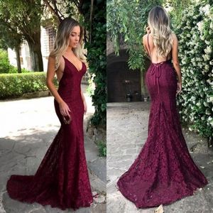 Snelle verzending goedkope prom jurken 2018 nieuwe ontwerp spaghetti riemen zeemeermin hof trein sexy backless bordeaux kanten avondjurken