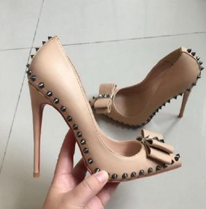 Sexy Beige Papillon Noeud Chaussures À Talons Hauts Marque Nude Fond Rouge 12cm Stiletto Bout Pointu Noeud Papillon À Pointes Talons Minces Pompes Peu Profondes Femmes Rivet Soirée Chaussures De Soirée