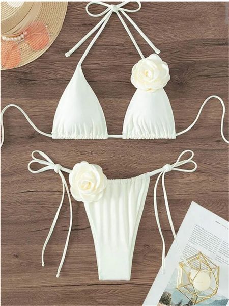 Conjunto de bikini sexy Traje de baño para mujer Negro Blanco Estampado floral 3D Micro Bikinis Recorte brasileño Traje de baño para playa Tanga Traje de baño 240322