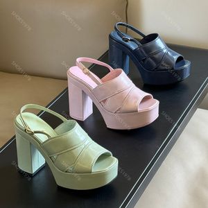 Sandales à talons compensés Chaussures de créateurs pour femmes Classiques Boucle Chaussures à talons épais en cuir verni avec boîte 35-41 Confortable Sandale de créateurs à talons hauts de 12,5 cm