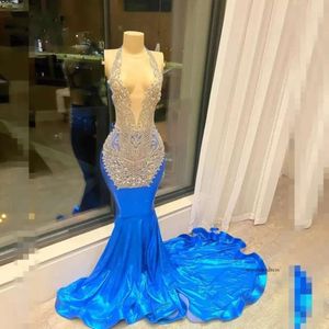 Robes de bal bleu sexy pour les filles noires 2024 Rhinestone Birthday Party Femme Halter Voir à travers Sequin Backless Robes de Soire 0431