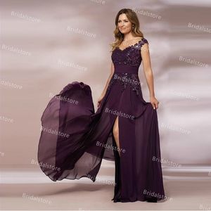 Sexy chiffon druivenmoeder van de bruid jurken met appliques elegante vloer lengte open rug prom jurk split ingericht vrouwen bruiloft gasten jurken vestidos largo