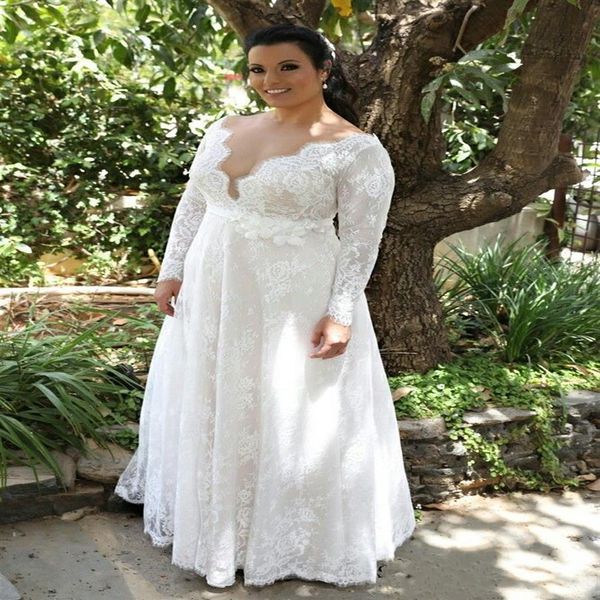 Vestidos de novia de país con cuello en V profundo sexy Tallas grandes con mangas largas Una línea Corpiño de encaje Apliques Jardín Diseñador Boda nupcial Go264E