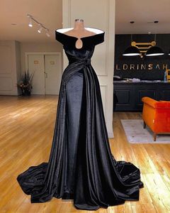 Sexy Dubai Arabisch zwart plus size zeemeermin prom dress off shoulder fluwelen avondjurk vloerlengte lange formele feestjurk gewaden de soirée