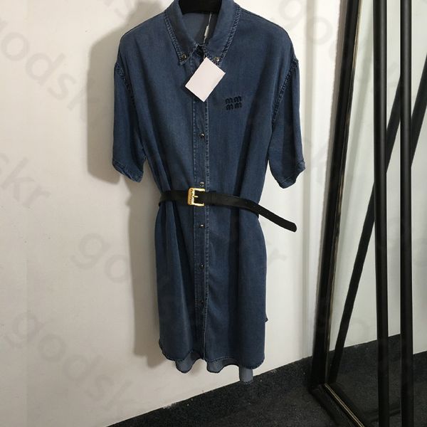 Robe en jean brodée Sexy pour femmes, ceinture avec boucle dorée, chemise en jean à manches courtes, jupe en jean décontractée