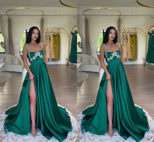 Sexy Emerald Green A Line Prom Robes Long for Women Spaghetti Stracts Side Slip Sprey Pleats Draped Party Robe Forme Formal Birthday Pageant Celebrity Evening