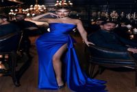 Robes De Soirée Sexy Bleu Royal Sirène Bretelles Plis Avec Haute Cuisse Split Volants Longues Femmes Occasion Robes De Soirée Robe De Bal9578794