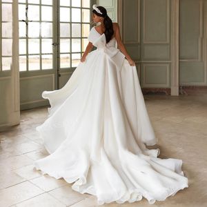 Robes de mariée de taille plus de mode sexy une épaule haute fente appliques dentelle robes de mariée balayage train robe de mariée en organza Vesti253S