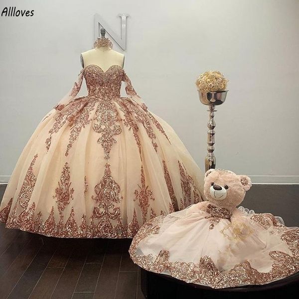 Rose Gold Sparkly Quinceanera Robes Modeste Chérie Manches Longues Dentelle Appliuqed Puffy Princesse Robe De Bal Fille Douce 16 Robe De Bal Pageant Robes Robes CL0285