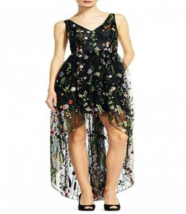 Robes de fête low sexy 2018 Black Vneck Floral Broidered Flower Ball Robes Prom Robe Night Robe Formel Robe de Seeree5822986