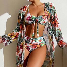 Sexy hoog getailleerde bikini drie stukken bloemen bedrukte zwempak vrouwen ingesteld met mesh longsleve blouse maat s3xl 2024 240417