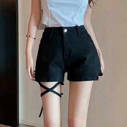 Sexy évider conception irrégulière sangle Streetwear Denim Shorts femmes taille haute rétro décontracté Shorts mince tout Match noir Shorts