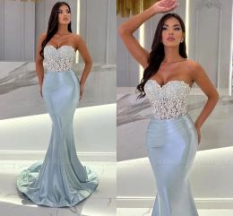 Vestidos de noche de sirena azul claro sexy Árabe Dubai Apliques de novia Pliegues Satén Vestidos largos de fiesta Ocn Vestido de fiesta Bc18408