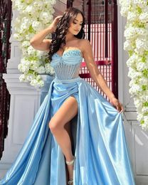 Robes de bal de la gaine bleu lisse sexy longue pour les femmes chérie voir à travers les perles