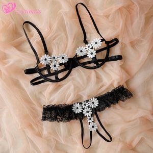 Conjuntos de sujetadores Lencería sexy Mujeres Bragas Set Lace G-String Ladies Erótico Tanga Calzoncillos Anillo de acero Ropa interior Traje de pasión