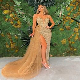 Sexy Long Spelly Prom Dresses 2022 Sweetheart Mhigh High Slit Gold Sequins Dubai Women Pearls Boaded Formal Nights Vestidos con tr 231x