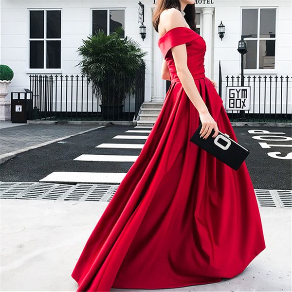 Sexy hors épaule rouge robes de soirée Satin longue robe de bal plis balayage train Sexy robes de soirée tenue de fête de qualité supérieure