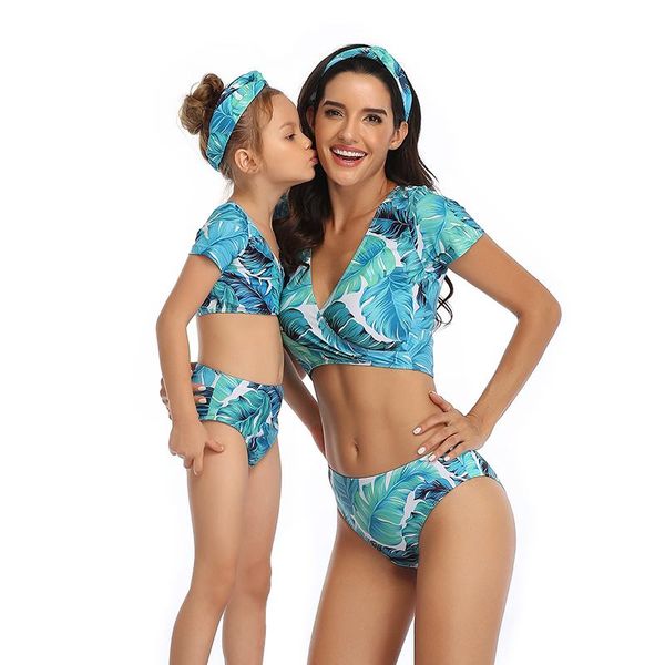 Sexy mère fille maillot de bain famille correspondant maillots de bain femmes deux pièces maillot de bain maman fille Bikini maman été plage robe femmes