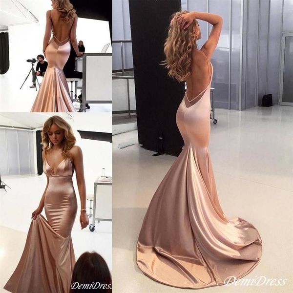 Vestidos de fiesta de noche de sirena desnudos atractivos 2019 Spaghetti sin espalda Tren de barrido Sin espalda Mancha simple Ocasión Alfombra roja Vestidos de baile Ch188x