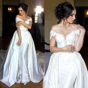 Sexy Off Shoulder Mermaid Trouwjurken met Afneembare Rok 2018 Kant Applique Beaded Sash Kapel Trein Bruidsjurken Custom En11147