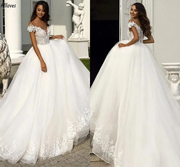 Sexy fuera del hombro Una línea Vestidos de novia con apliques de encaje Falda de tul esponjosa Vestidos de novia para mujer Tallas grandes Barrido de tren Botones traseros Vestidos De Novia CL3232