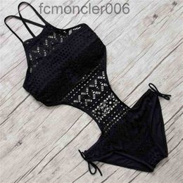 Sexy One Piece Maillot de bain Dos nu Halter Beach Maillots de bain Crochet Bikini Maillot de bain Noir Natation pour les femmes 210407 8G9A