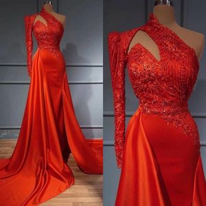 Sexy un hombro vestidos de graduación cuello alto seda satén brillo patrones florales delgado sirena vestidos de noche con tren desmontable 2022