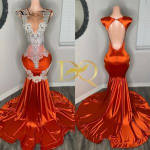Sexy Orange Satin Robes De Bal Dos Nu Pour Les Filles Noires 2024 Glands Sparkly Gillter Sirène Robe De Réception D'anniversaire Voir Theu robe de bal