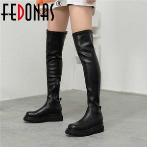 Sexy sur les bottes au genou pour femmes en cuir véritable chaussures croisées chaussures femme talons automne hiver boîte de nuit haute 210528