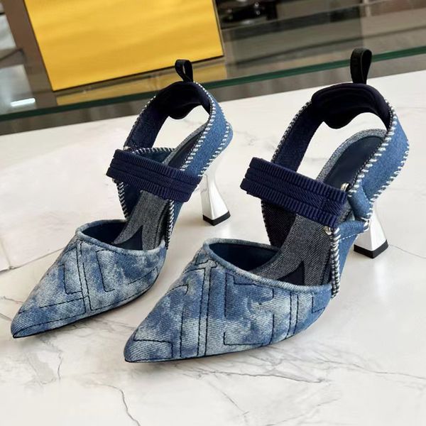 Sexy pointu les femmes sandales à talons hauts nouveaux arrivent le cuir authentique de haute qualité avec un slingback en jean slip on