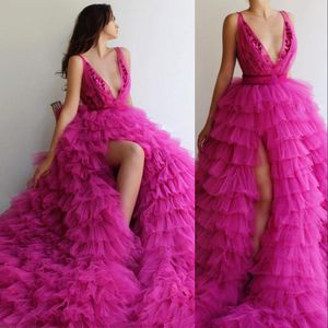 Sexy prom jurken fuchsia side splitste diep v nek ruches leerte rok tule rode loper ball jurk beroemde avondjurk gezwollen rokken optocht jurken 403