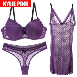 Pyjama sexy Kylie Berwarna Merah Muda Merek Ensemble 3 pièces Soutien-gorge Seksi Celana Pakaian Dalam Anak Perempuan Baju Tidur Renda Transparan Tali 230515