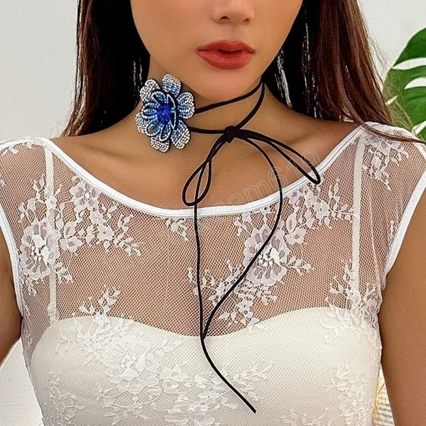 Sexy Strass Grand Bleu Rose Fleur Collier Ras Du Cou pour Femmes Wed Mariée Réglable Corde Bowknot Chaîne Halloween Bijoux