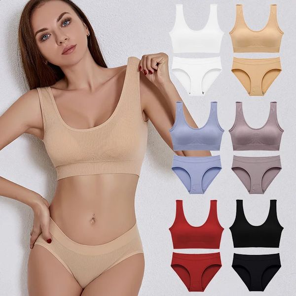 Tops sans couture sexy sets hautes culotte de taille femmes sous-vêtements sans fil Sucts de soutien-gorge rembourrés à dos de lingerie sans dos sans dossier 240326