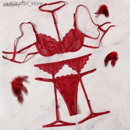 Sexy set Aduloty Red Floral Lace Garter Lingerie Set met Choker Women Intimates 2022 Underwire beha en Thongs Ladies Underwear Set L2447