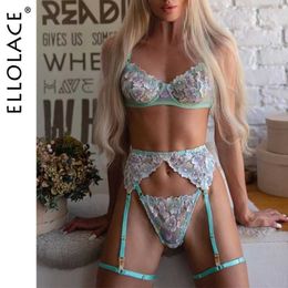 Set Sexy Ellolace Fancy Lingerie Floral Bordery Bordery Underwear 3 piezas Luxur de Luxury Garter Breve Sets Bra y Panty Outfit íntimo Q240511