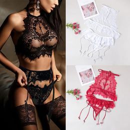 Sexy set lingerie voor vrouwen erotische beha strings kousenbanden nachtkleding exotische ondergoed transparant kant babydoll 231017