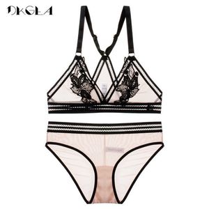 Sexy Set Nouveau soutien-gorge Transparent culotte ensemble femmes Lingerie dentelle broderie brassière sans fil gilet soutien-gorge y-ligne bretelles Sexy ensemble de sous-vêtements L2304